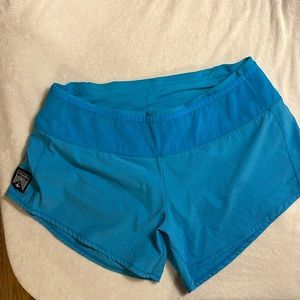 Oiselle Toolbelt Roga Shorts